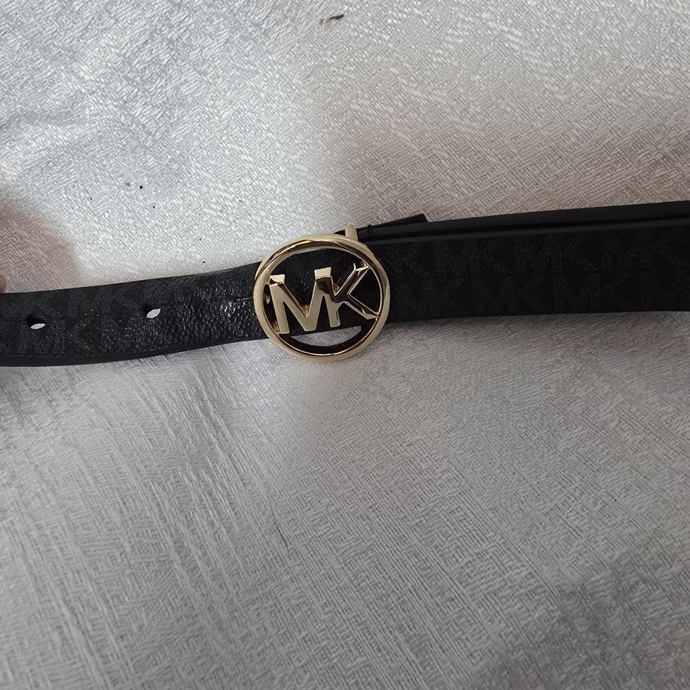 Michael Kors Black Belt with Gold Logo - Picture 4 of 5